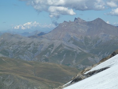 Vue du mont Blanc à partir du glacier de meije 3421 m au dessus des 2 alpes