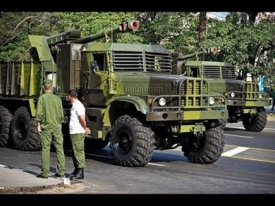 armoured_truck_with_d-30_gun_cuban_cuba_army_military_parade_havana_revolution_square_april_16_2011_001.jpg